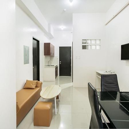 Oyo 505 Jardin Suites Manila Exteriör bild
