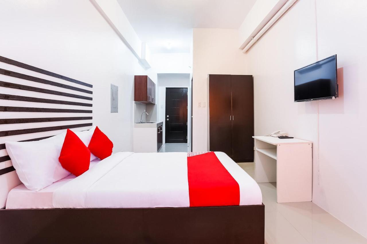Oyo 505 Jardin Suites Manila Exteriör bild