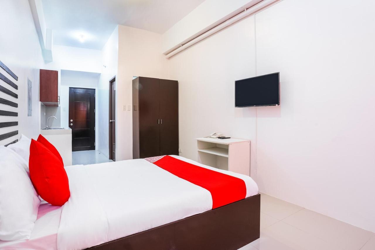 Oyo 505 Jardin Suites Manila Exteriör bild